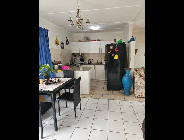 3 BEDROOM SIMPLEX FOR SALE IN GRANTHAM PARK